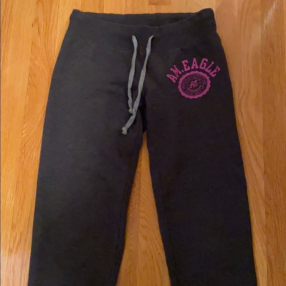 American Eagle joggers